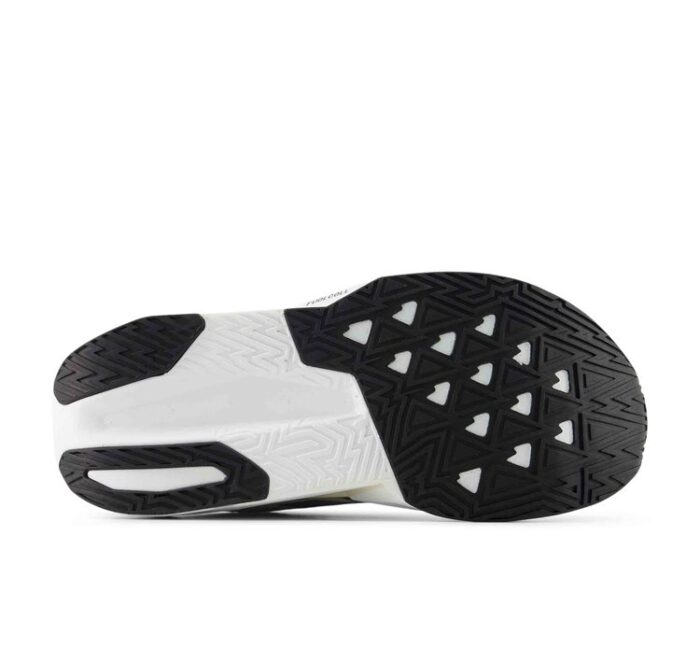 NEW BALANCE Fuelcell Rebel v5 (Linen with Grey) - Image 5